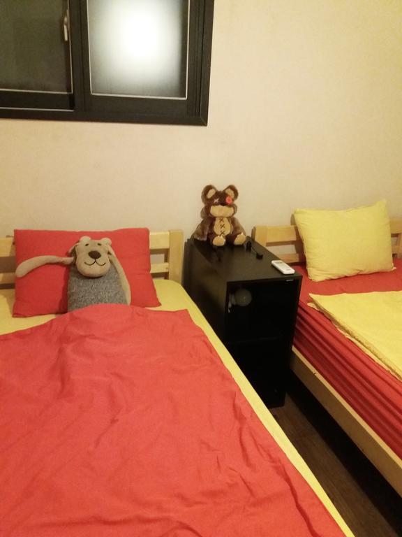 Vin Hostel *