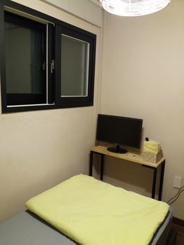 Vin Hostel *