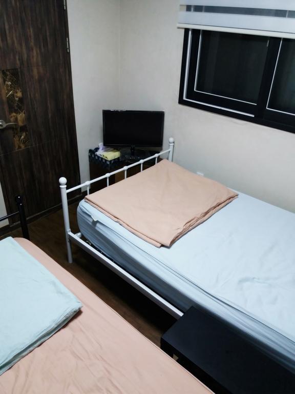 Hostel Vin *